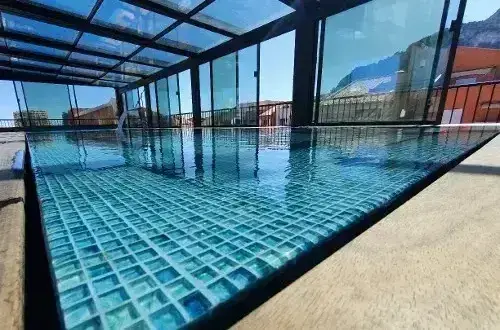 Pavillon Bleu Piscine