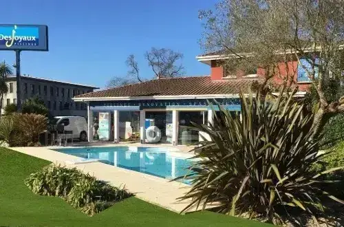 Piscines Desjoyaux