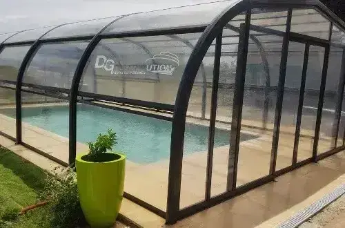 DG Distribution  Réparateur d'abri de piscines